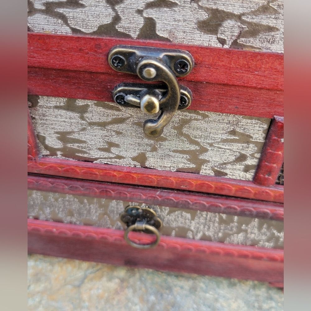 Jewelry Box - Picture 5 of 12